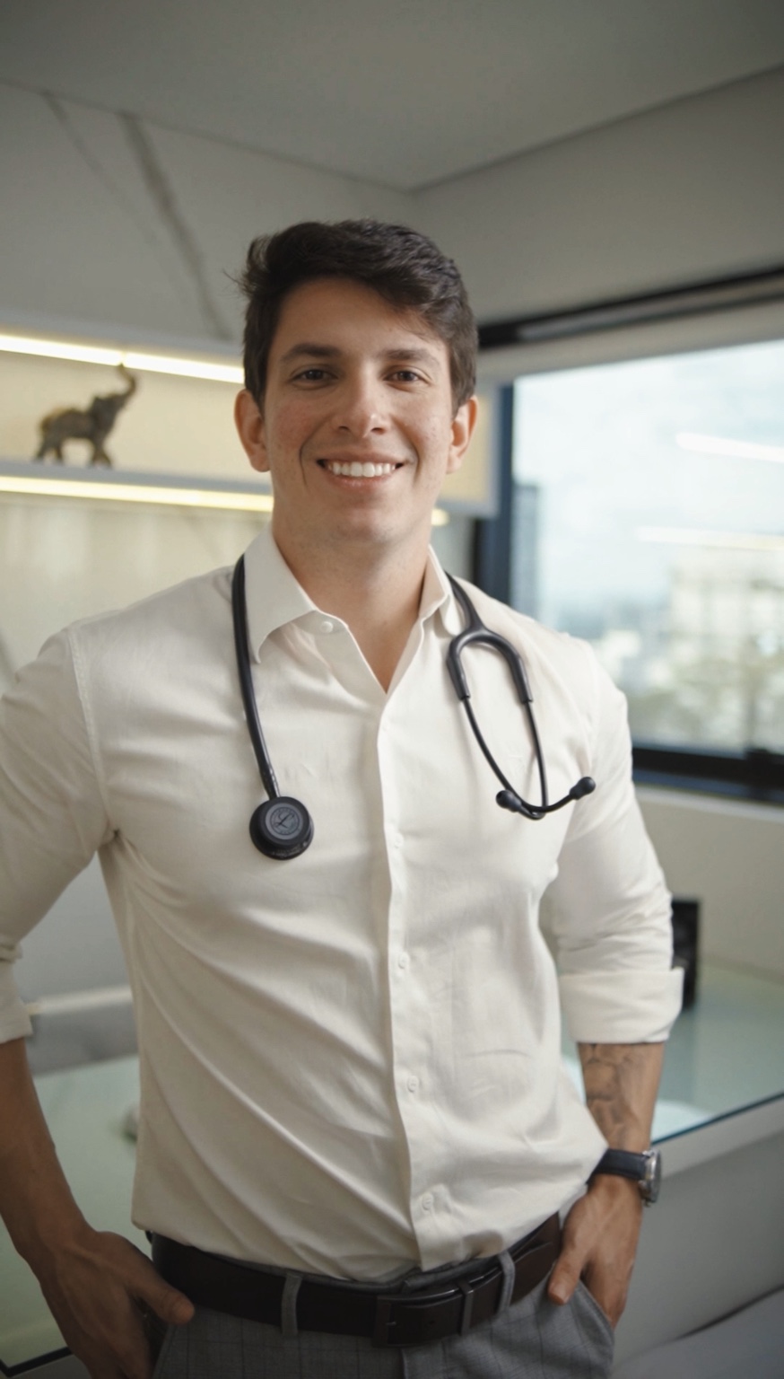Dr. Iago Doun